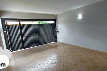 Casa à venda com 3 quartos, sendo 1 suíte,  em Residencial Itamarati, São Carlos, SP