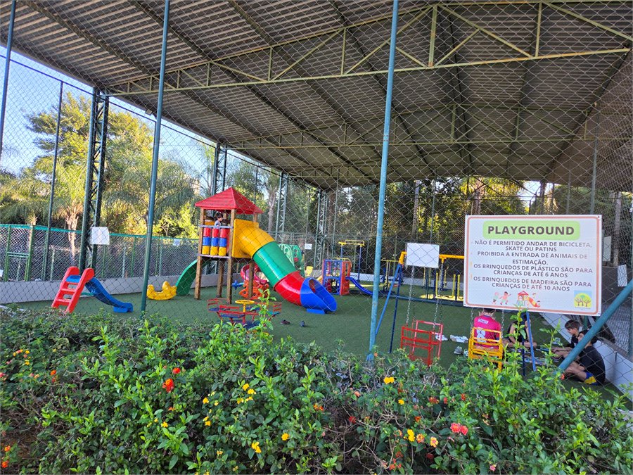 Casa à venda com 2 quartos, sendo 1 suíte, no condomínio Horto Florestal II, Sorocaba - SP