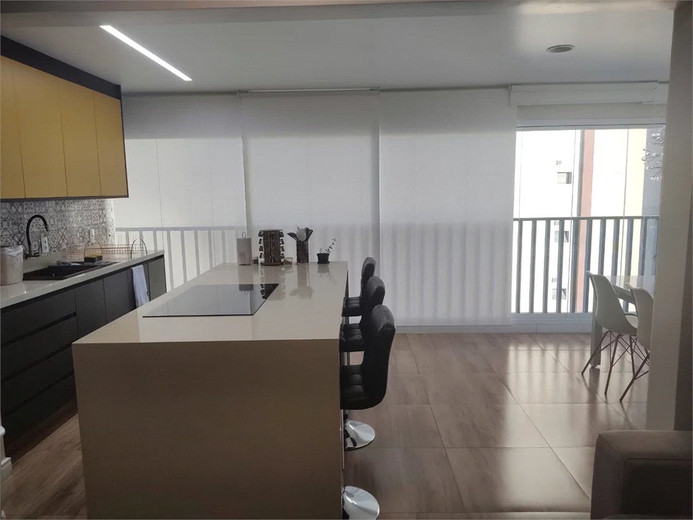 Apartamento à venda com 4 quartos, sendo 2 suítes, em Pinheiros, São Paulo, SP