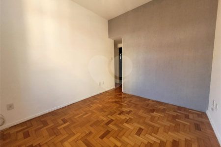 Apartamento à venda com 3 quartos, sendo 1 suíte, em Tijuca, Rio de Janeiro, RJ