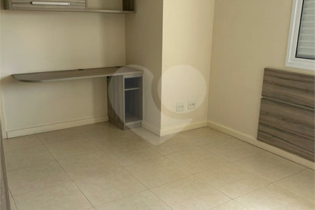 Casa à venda com 3 suítes no condomínio Terras de São Francisco, Vinhedo - SP