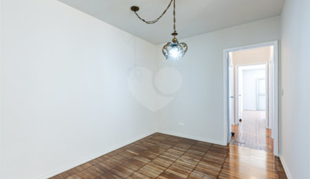 Apartamento à venda com 3 quartos, sendo 1 suíte,  em Cerqueira César, São Paulo, SP