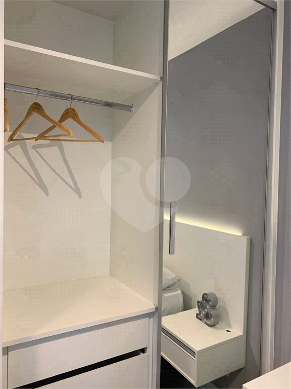 Apartamento à venda com 1 quarto em Republica, São Paulo, SP
