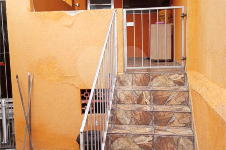 Sobrado à venda com 3 quartos em Vila Santa Maria, São Paulo, SP
