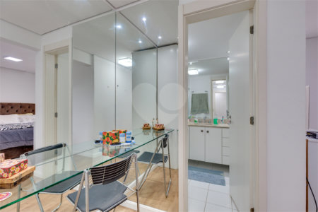 Apartamento à venda com 4 quartos, sendo 2 suítes, em Santo Amaro, São Paulo, SP