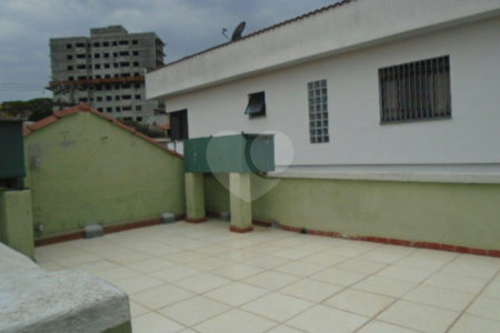 Sobrado à venda com 3 quartos em Vila Maria Alta, São Paulo, SP