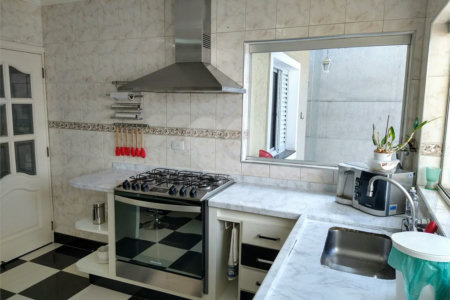 Casa à venda com 3 quartos, sendo 1 suíte, em Jardim Franca, São Paulo, SP