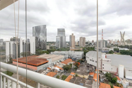 Apartamento à venda com 2 suítes em Vila Cordeiro, São Paulo, SP