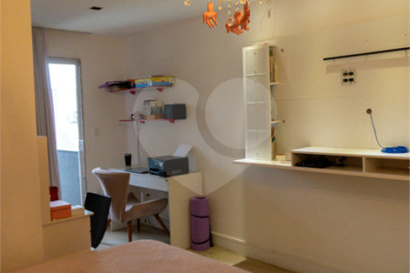Triplex à venda com 3 suítes em Campo Grande, Rio de Janeiro, RJ