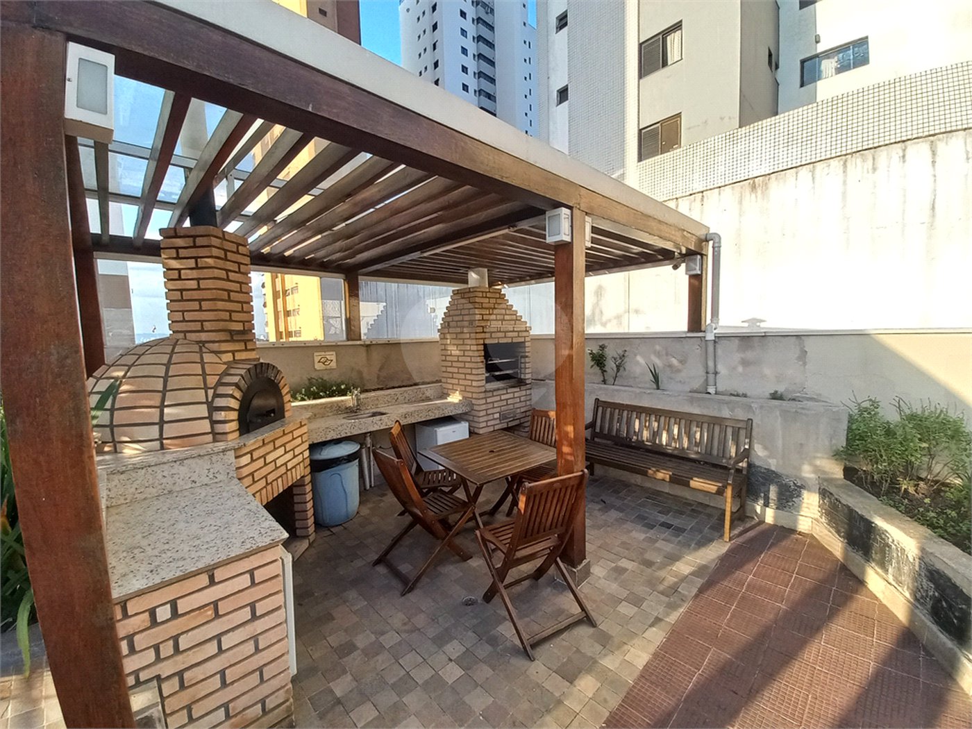 Apartamento à venda ou para alugar com 2 quartos, sendo 1 suíte,  em Fazenda Morumbi, São Paulo, SP