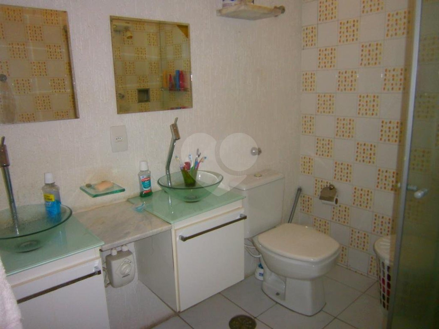 Casa à venda com 4 quartos, sendo 1 suíte, em Horto, São Paulo, SP