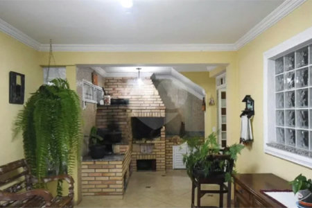 Casa à venda com 5 suítes em Jardim Londrina, São Paulo, SP