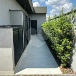 Casa à venda com 3 quartos, sendo 1 suíte, no condomínio Residencial Evidências, Indaiatuba - SP