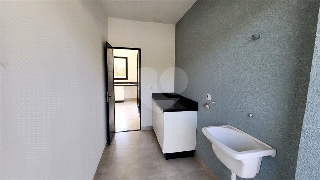 Casa para alugar com 3 quartos, sendo 1 suíte, no condomínio Chácaras Brasil, Atibaia - SP