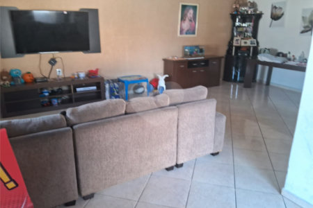 Casa à venda com 3 quartos, sendo 2 suítes, em Jardim Míriam, Suzano, SP
