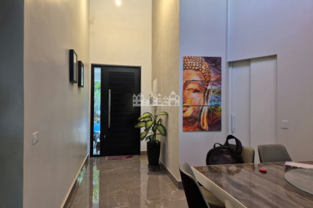 Casa Pé na Água em Atibaia com Acesso à Represa e Mais de 3.000 m² de Natureza