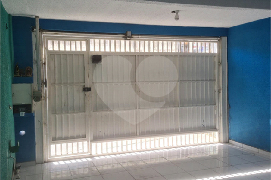 Sobrado à venda com 4 quartos, sendo 1 suíte,  em Vila Prudente, São Paulo, SP