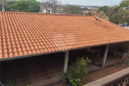 Sobrado à venda com 3 quartos, sendo 1 suíte, em Jardim Nova América, Araraquara, SP