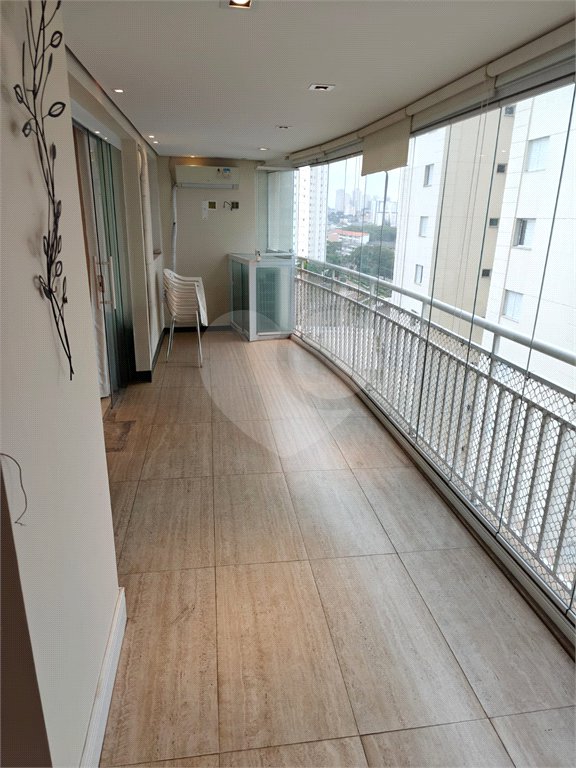 Apartamento à venda com 3 suítes em Mooca, São Paulo, SP