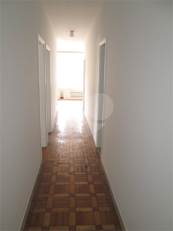 Sobrado à venda com 3 quartos em Horto, São Paulo, SP