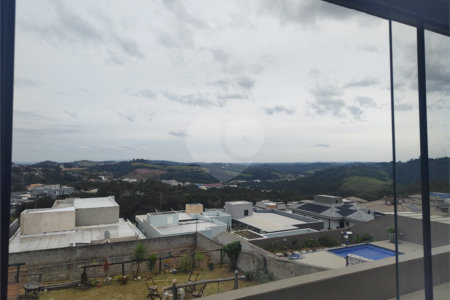Casa à venda com 3 suítes em Jundiaizinho (terra Preta), Mairiporã, SP
