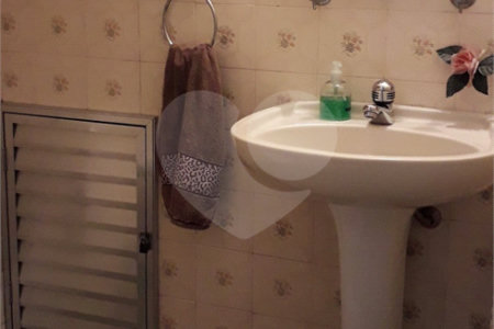 Sobrado à venda com 5 quartos, sendo 1 suíte, em Jardim Caravelas, São Paulo, SP