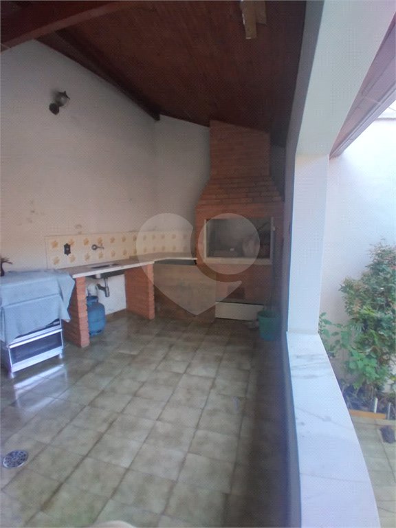 Sobrado à venda com 4 quartos, sendo 2 suítes, em Tremembé, São Paulo, SP