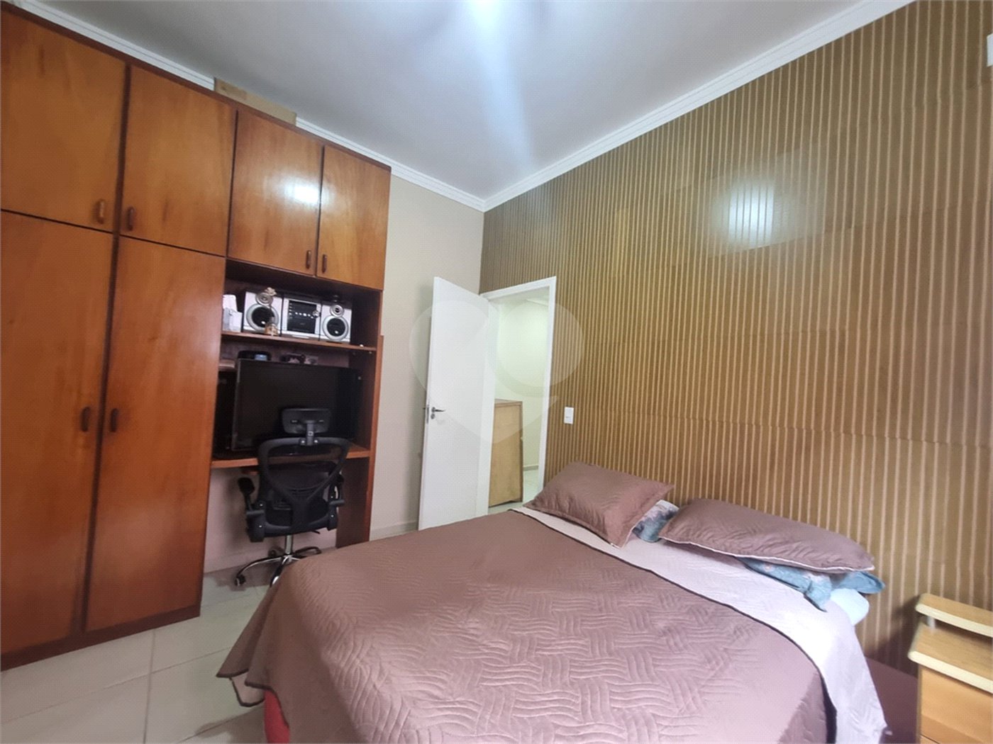 Casa à venda com 4 quartos, sendo 1 suíte,  no condomínio Ibiti do Paço, Sorocaba - SP