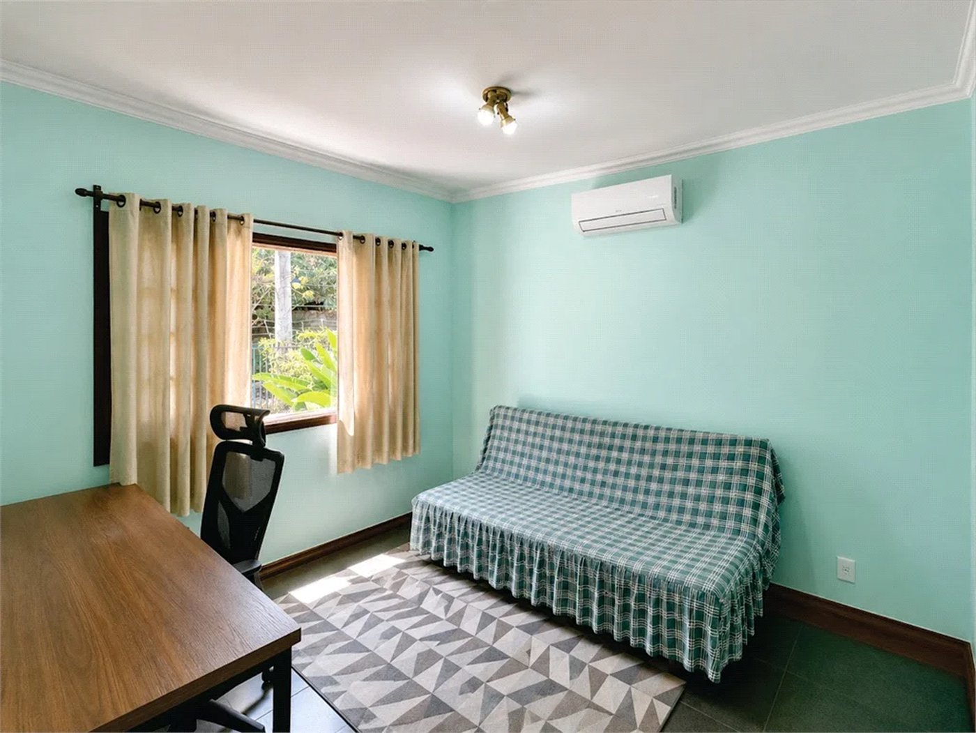Casa à venda com 5 quartos, sendo 4 suítes, em Parque dos Príncipes, São Paulo, SP
