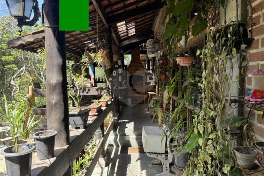 Casa à venda com 4 quartos no condomínio Parque Suiça, Caieiras - SP