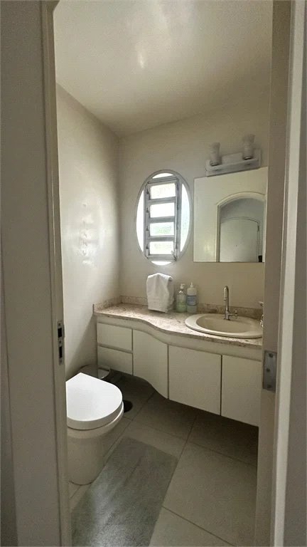 Apartamento à venda com 3 quartos, sendo 1 suíte, em Vila Andrade, São Paulo, SP