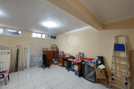 Casa à venda com 3 quartos, sendo 2 suítes,  em Jardim Lallo, São Paulo, SP