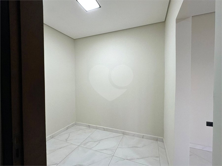 Casa à venda com 3 quartos, sendo 1 suíte, no condomínio Residencial Villagio Wanel, Sorocaba - SP