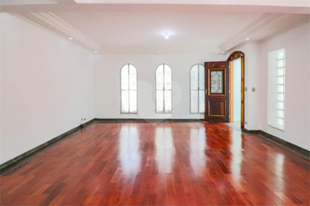Casa à venda com 3 quartos, sendo 2 suítes, em VILA SÔNIA, São Paulo, SP