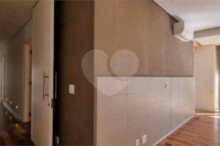 Apartamento à venda com 3 suítes em Vila Mariana, São Paulo, SP