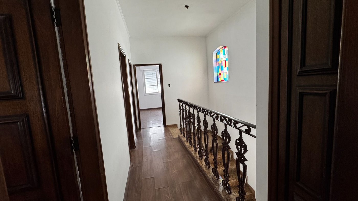 Casa dos Sonhos no Canal 6 – Piscina, Privacidade e 450m² de Terreno