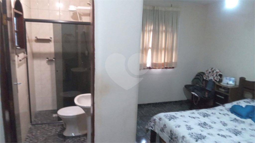 Sobrado à venda com 4 quartos em Vila Verde, São Paulo, SP
