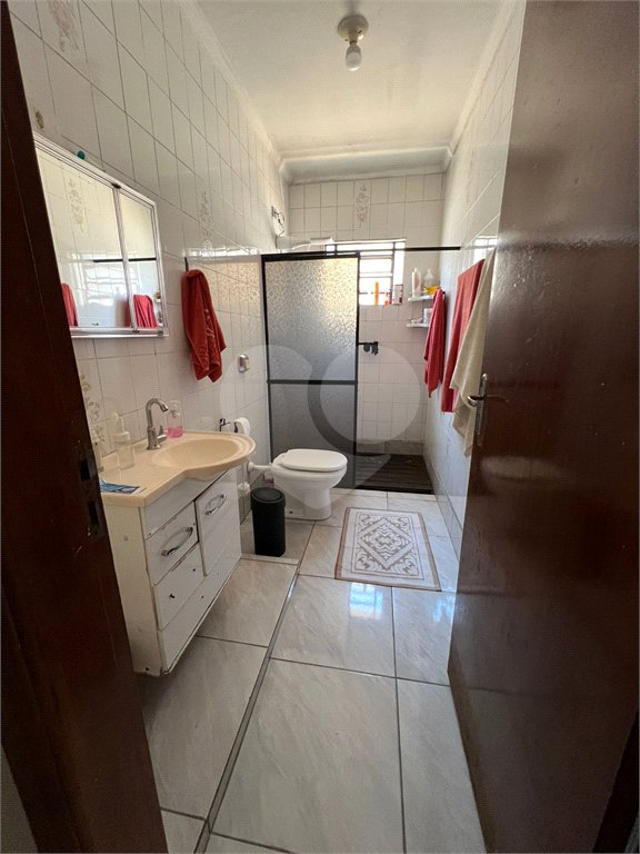 Casa à venda com 2 quartos, sendo 9 suítes, em Salto de São José, Salto, SP