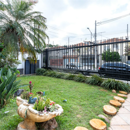Casa à venda com 4 quartos, sendo 3 suítes, em Vila Mariana, São Paulo, SP