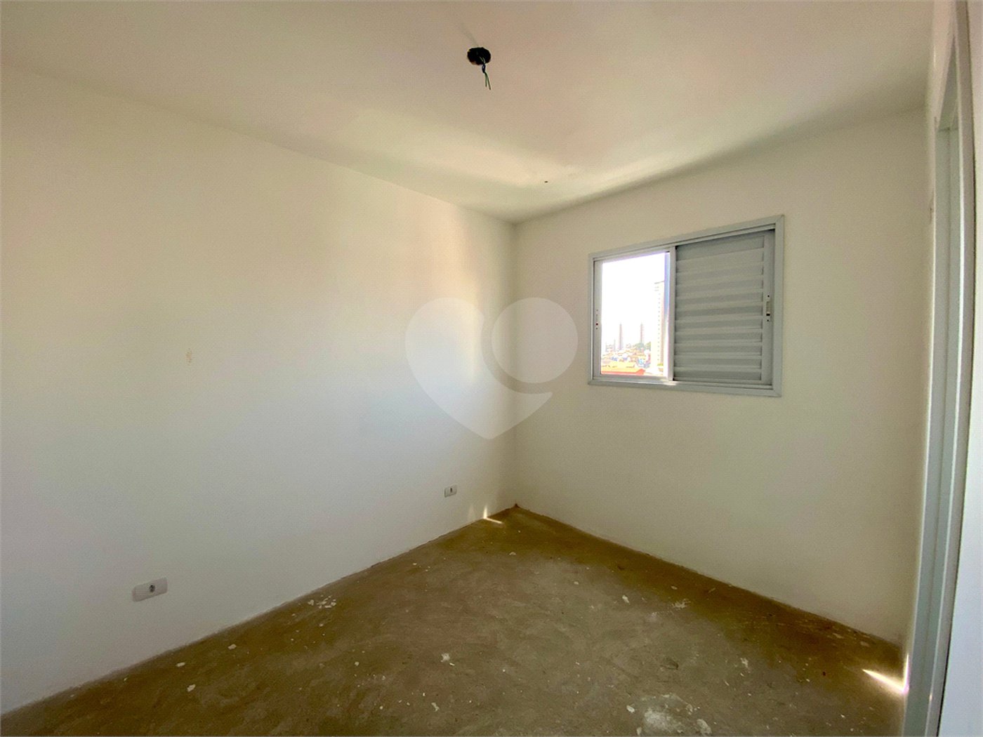 Apartamento à venda com 2 quartos, sendo 1 suíte, em Vila Galvão, Guarulhos, SP