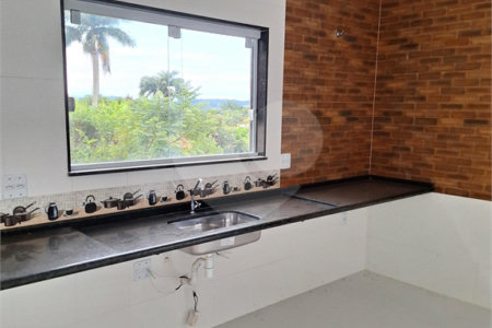 Casa em condomínio à venda com 3 suítes no Centro, Bom Jesus dos Perdões, SP