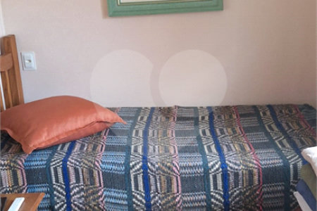 Casa à venda com 3 quartos, sendo 1 suíte, em Condomínio Flamboyant-b, Atibaia, SP