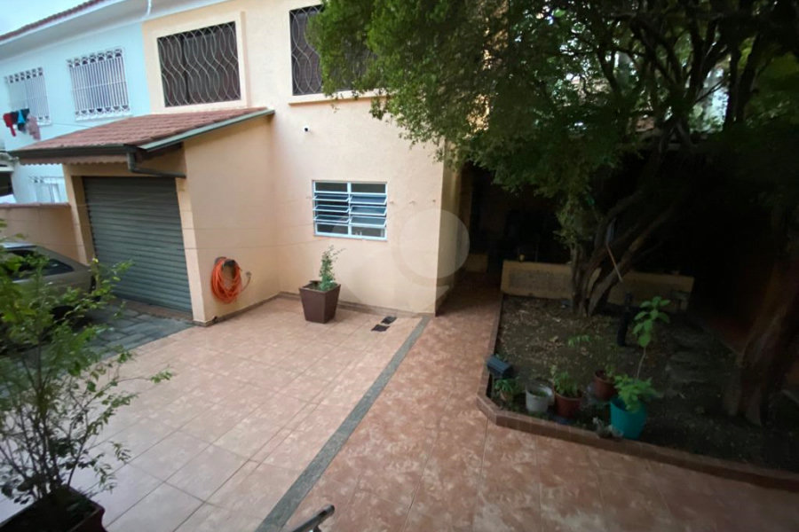 Casa à venda com 5 quartos, sendo 1 suíte,  no condomínio Casa, São Paulo - SP