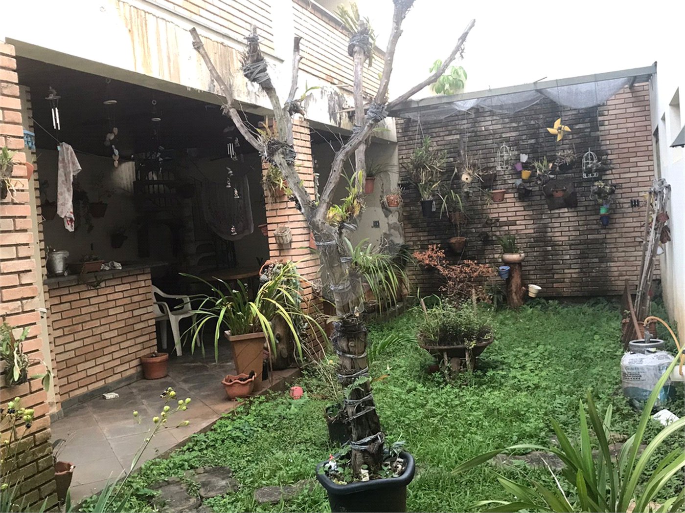Sobrado à venda com 5 quartos, sendo 1 suíte, em Tremembé, São Paulo, SP