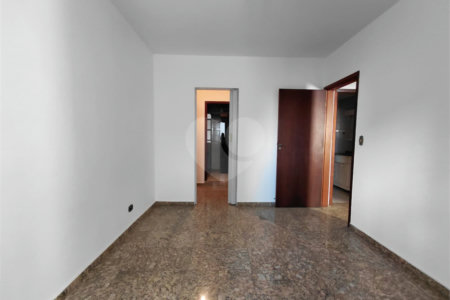 Apartamento à venda com 2 quartos, sendo 1 suíte, em Água Branca, São Paulo, SP