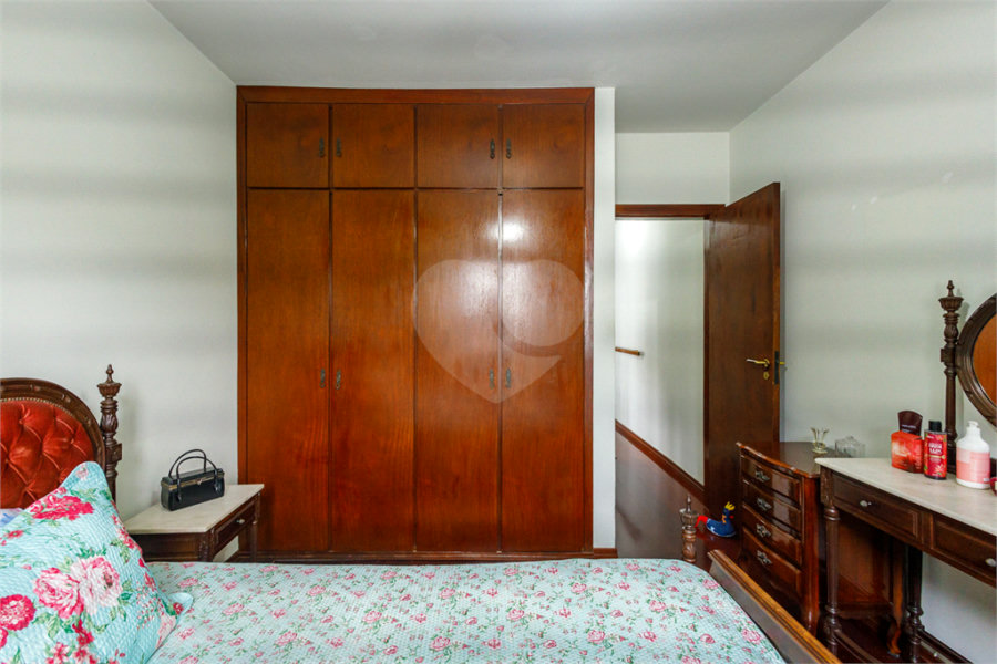 Sobrado à venda com 3 quartos em Butantã, São Paulo, SP