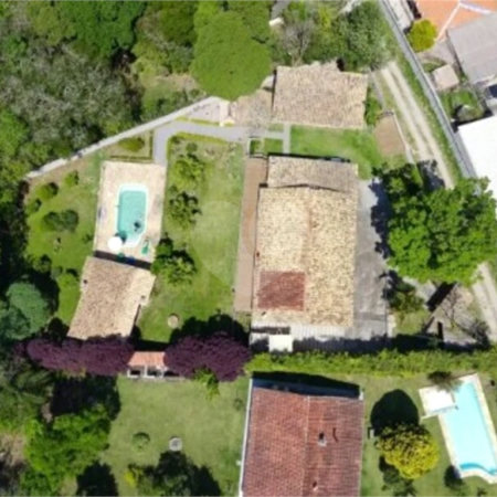Chácara à venda com 5 quartos, sendo 1 suíte, em Do Carmo (canguera), São Roque, SP