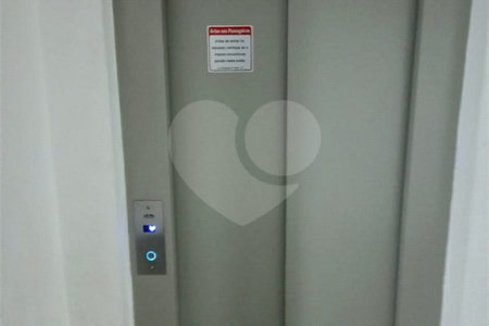 Apartamento à venda com 2 quartos em Vila Mazzei, São Paulo, SP