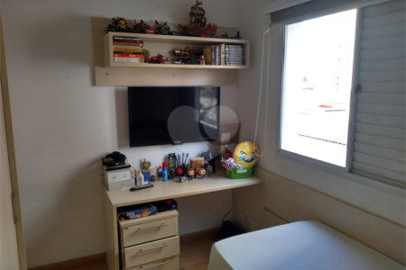 Apartamento à venda com 3 quartos, sendo 1 suíte,  em Vila Leopoldina, São Paulo, SP
