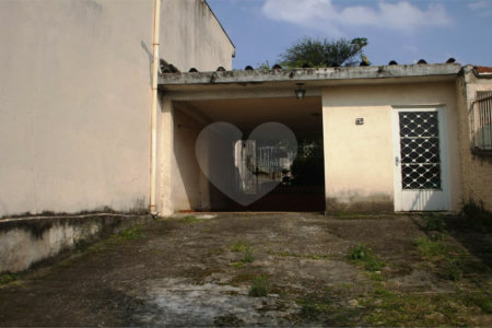 Sobrado à venda com 3 quartos em Chora Menino, São Paulo, SP